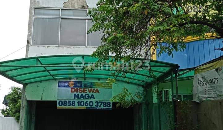 Disewa Ruko 3 Lantai (Bonus 1 Ruko Extra) di Jalan Kekayaan Belakang Jalan Gajah Mada Kota