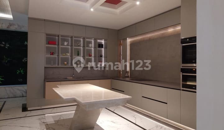 Dijual Cepat Rumah 4 Lantai Ukuran 10 X 20 di Pluit Selatan