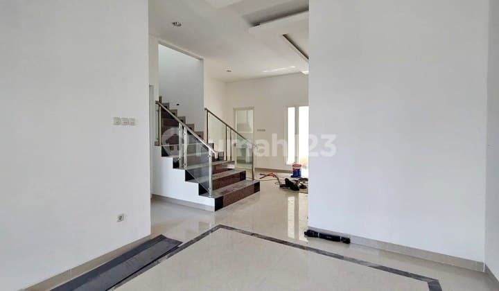 Dijual / Disewakan Rumah International Village, Citraland Dekat G Walk, Unesa (vr)