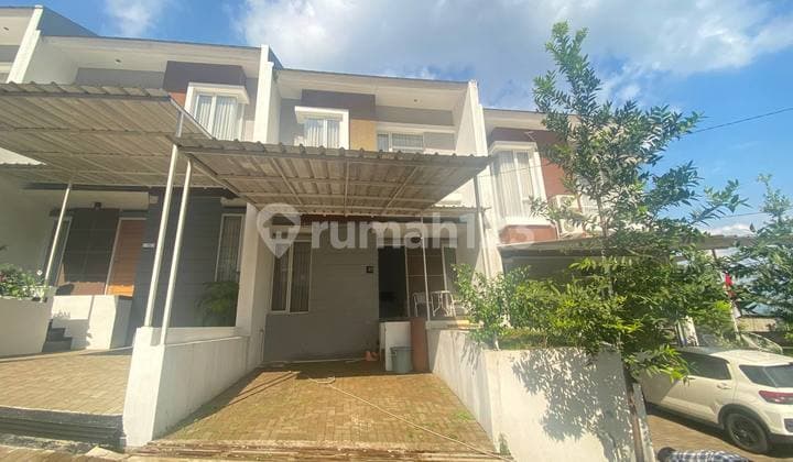 DIJUAL RUMAH 2 LANTAI SIAP HUNI FURNISH DI KAWASAN KAMPUS TERNAMA JATINANGOR