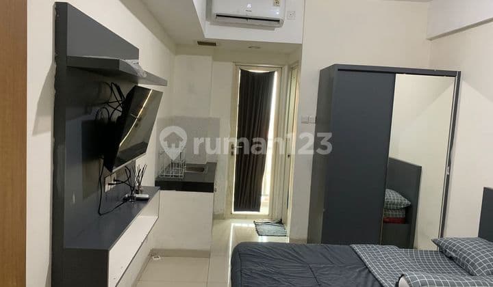 Studio Apartment Green Lake View Cimanggis Depok