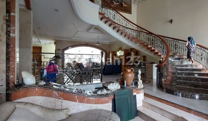 Dijual Rumah di Jakarta Pusat Hub 0856823xxxx