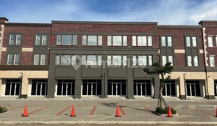 Ruko Boston Siap Pakai 3 Lantai Luas 4,5x15 67,5m2 di Pik 2 Tangerang