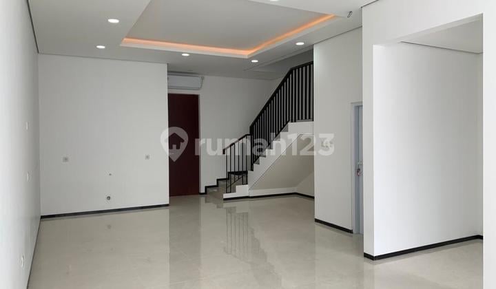Best Deal Rumah Modern 3 Lantai 5,5 x 20 New Pluit Permai Jakarta Utara