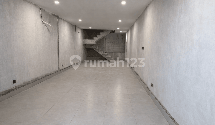 Ruko Modern Brand New Hoek 117M² 2Lt tersedia Beberapa Unit di Muara Karang