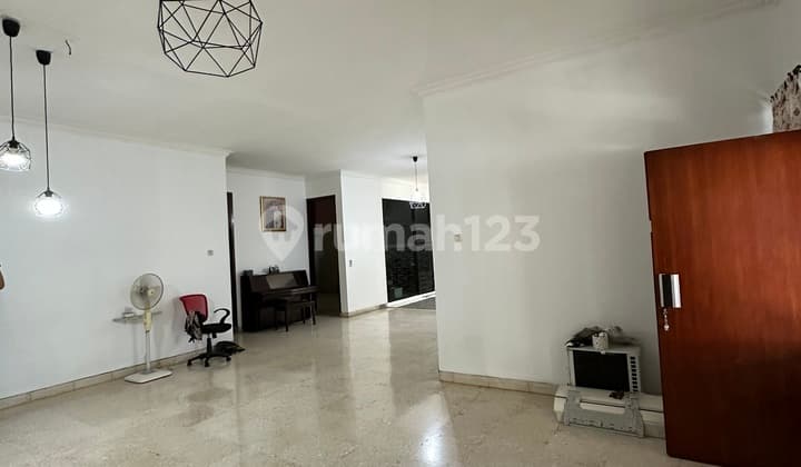 Rumah Dijual Haji Nawi Buntu di Jl. Haji Nawi Buntu No. 2, Gandaria Utara, Kebayoran Baru, Kota Jakarta Selatan, DKI Jakarta, Indonesia, 12140, Gandaria