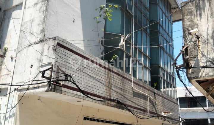 Ruko 5 Lantai di Pangeran Jayakarta, Jakarta Pusat