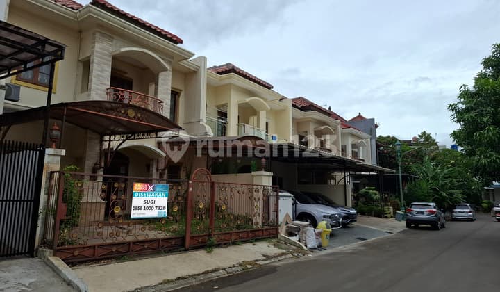 Rumah 2 Lantai di Gading Residence Kelapa Gading Bagus Siap Huni