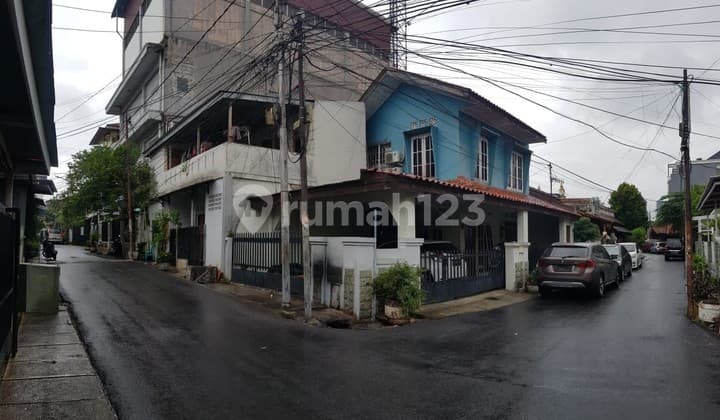 Dijual Rumah 2 Lantai Di Menteng Dalam Jakarta Selatan