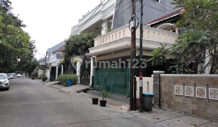 Rumah Gading Arcadia Kelapa Gading Harga Nego