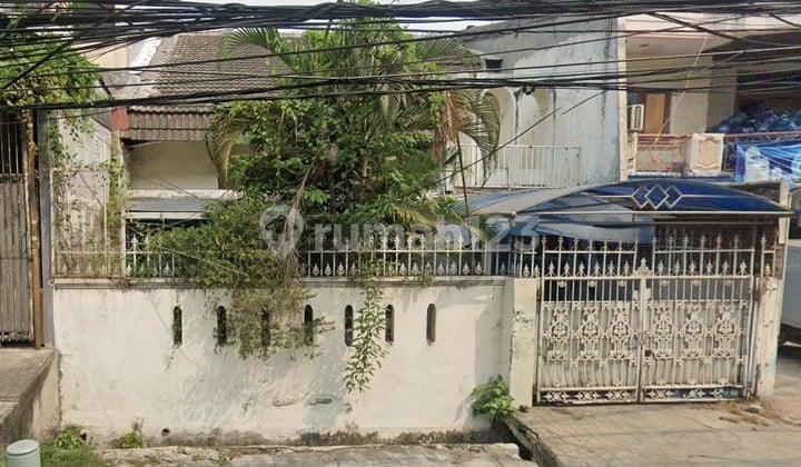 2-Story House in Muara Karang Raya, North Jakarta