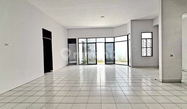 Rumah Pulomas Bagus Siap Huni Lokasi Strategis