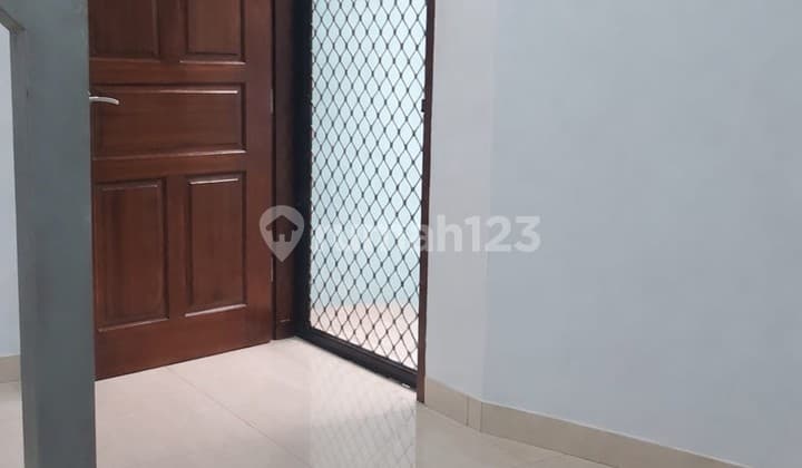 Residential house for sale in Sunter Agung