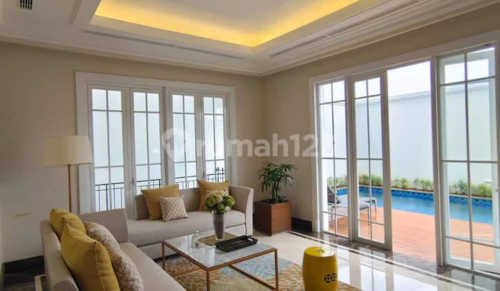 Rumah Mewah Di Kebayoran 3 Lantai Dengan Pool Lokasi Strategis