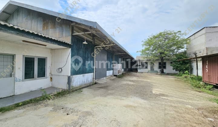 Gudang di Jl Kamal Raya Jakarta Barat Lokasi Sangat Strategis