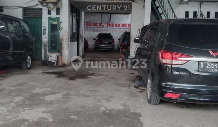 Car Workshop Business Space in Rawa Bebek, East Jakarta