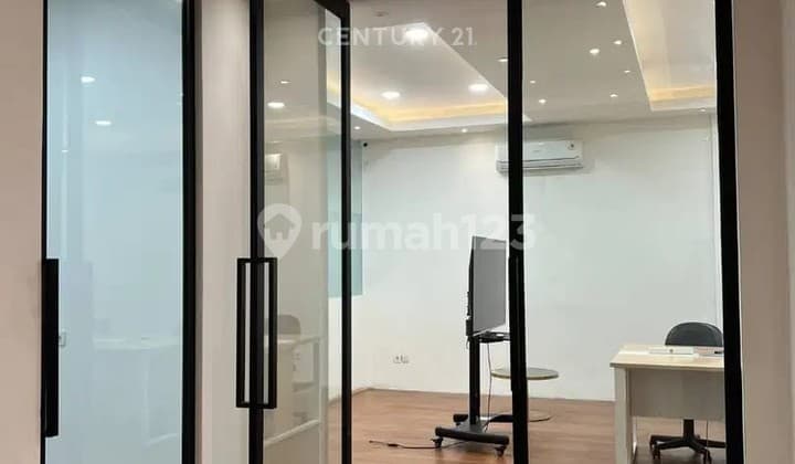 Ruko Gandeng 3 Lantai Siap Pakai Di Kelapa Gading Jakarta Utara