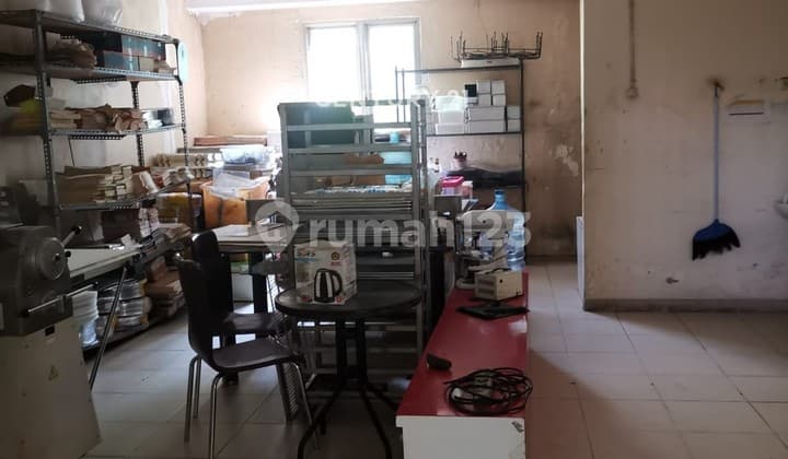 Best Deal Ruko Taman Cemara Luas 200M Listrik Besar SHM