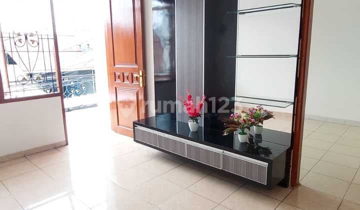 Rumah Cantik 2 Lantai Sudah Renovasi di Taman Harapan Baru Bekasi