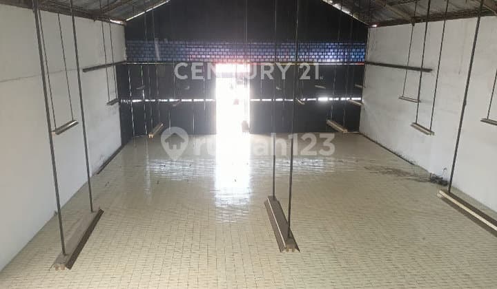 Disewakan Gudang + Office Dgn Lokasi Pinggir Jalan Raya