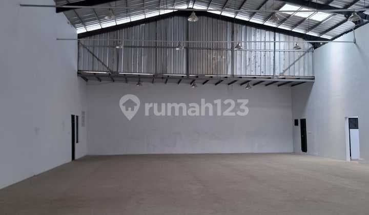 Good Warehouse Large 1000M New Ready to Use Strategic in Cakung East Jakarta