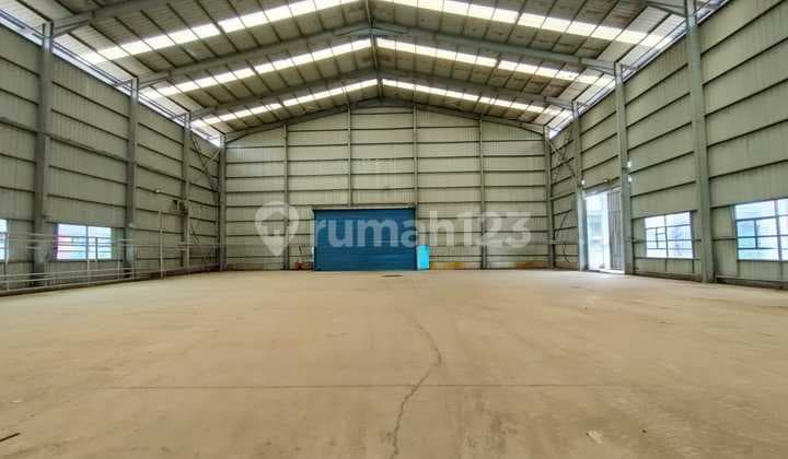 Indoor Warehouse 2000 sqm Ready to Use at Rest Area 19B, Jakarta-Cikampek Toll Road, Bekasi