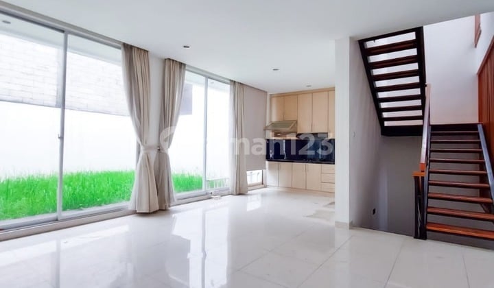 Rumah Minimalis di Area Kemang Pejaten Barat Security 24 Jam