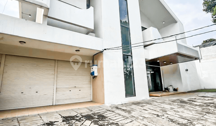 Rumah 2 Lantai Bagus Shm Di Bangka Kemang Jaksel Ada Kolam Renang