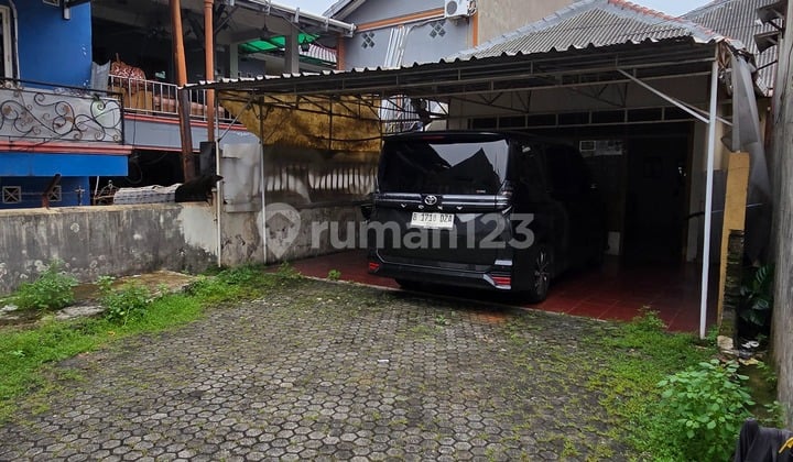 Rumah hitung tanah di praja kebayoran lama shm lokasi strategis
