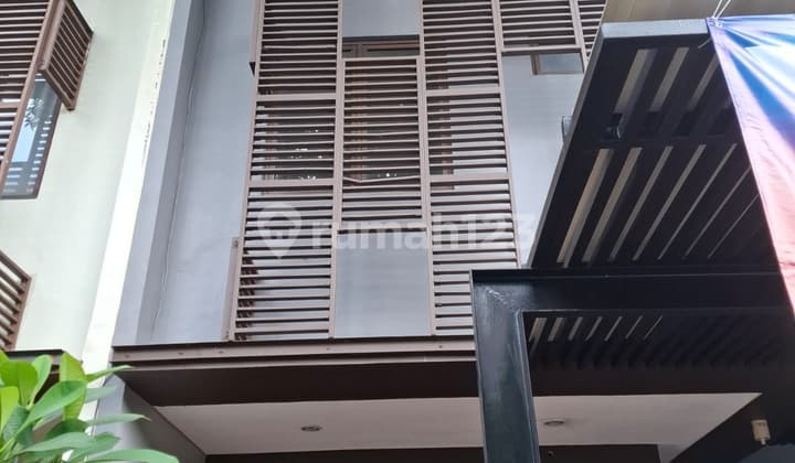 Di Sewa Rumah Cluster Whelford Greenwich Bsd