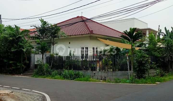 Cheap Sale House in Cempaka Putih, Central Jakarta