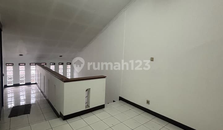 Disewakan Rumah Siap Huni di Taman Holis Indah