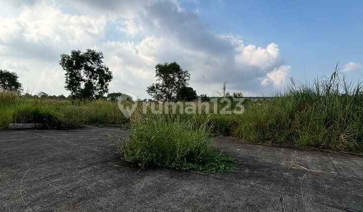 Dijual Tanah Industri Strategis Di Jalan Utama Cikampek Jawa Barat