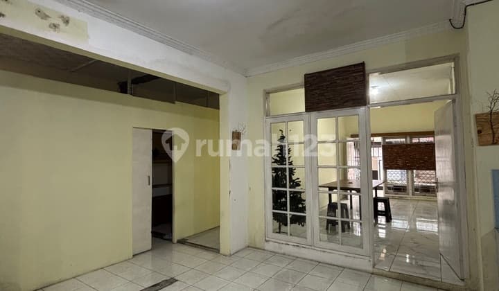 Dijual Rumah Murah Besar Strategis di Taman Kopo Indah