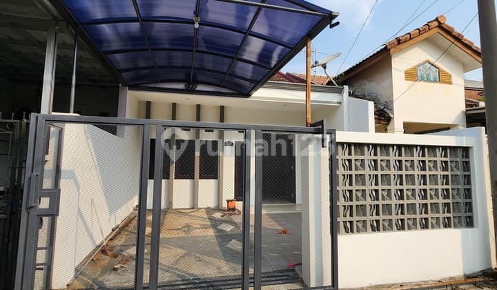 For Sale Minimalist House Renovated Ready to Live Semi-Furnished in Taman Kopo Indah 3