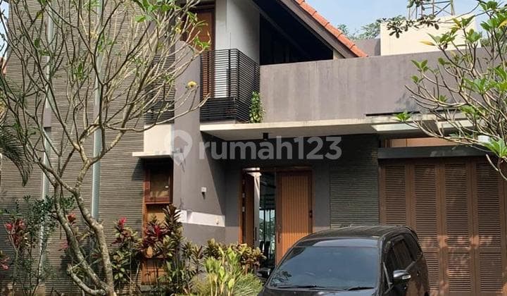 For Sale Ready-to-Occupy Exclusive House in Kota Baru Parahyangan