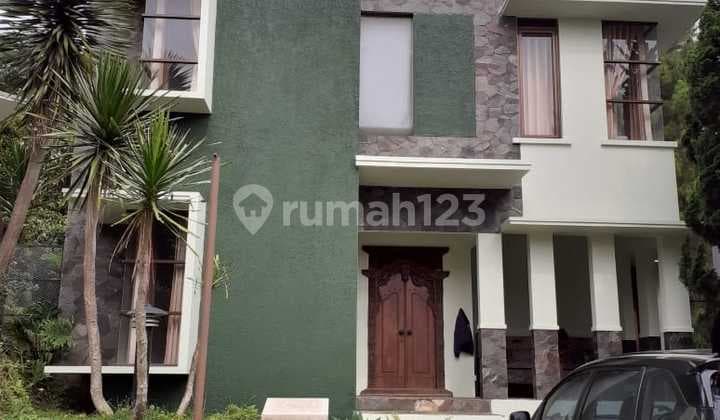 Dijual Rumah Asri Siap Huni di Dago Resort Bandung