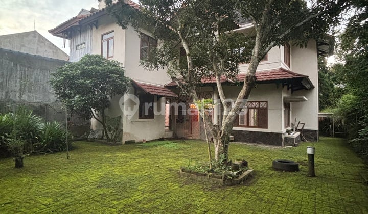Disewakan Rumah Villa Murah Bersih di Dago Pakar Resor Bandung