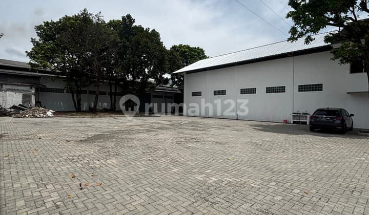 For Rent: Strategic, Clean, and Affordable Warehouse in Kopo, Bandung