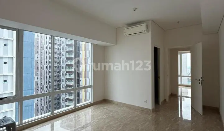 Podomoro Tower Empire Apartment, 30th Floor