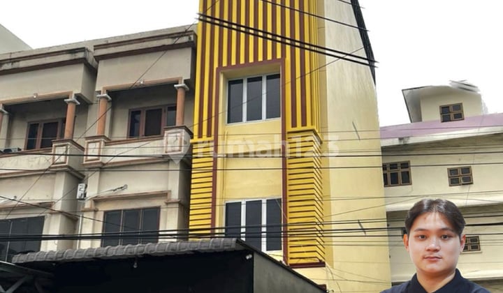 Dijual Cepat Ruko Mewah Fullfurnish + Ruangan Karoeke