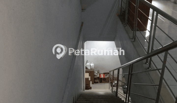 FOR SALE SHOPHOUSE ON KL YOS SUDARSO STREET - ADAM MALIK AREA