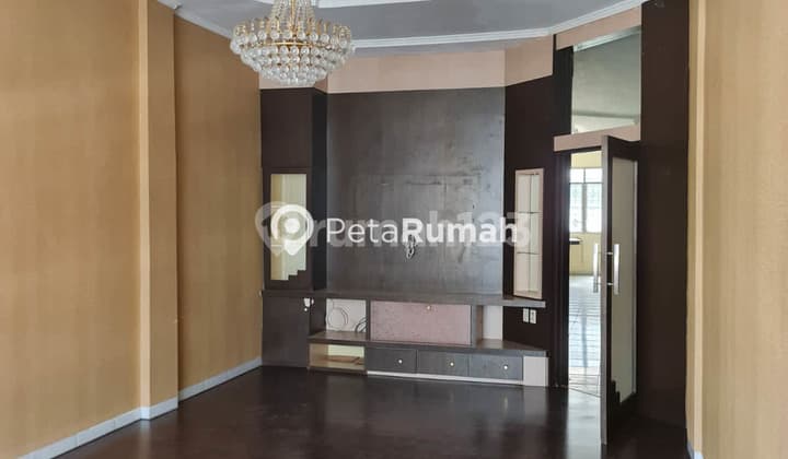 Dijual Ruko SHM Pinggir Jalan Prof Hm Yamin Cocok Untuk Usaha