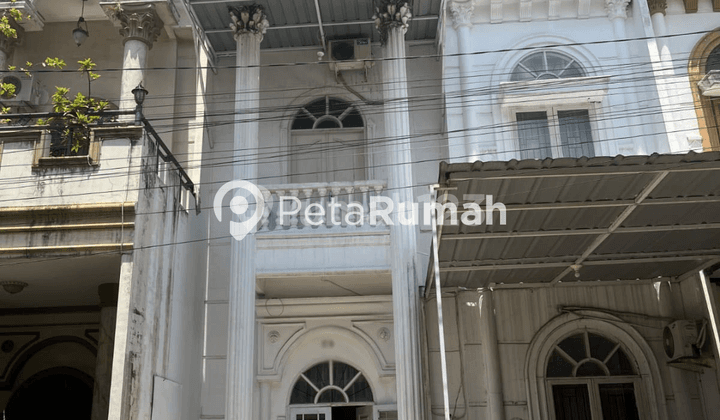DIJUAL VILLA KOMPLEK CLASSIC III - DAERAH PADANG BULAN