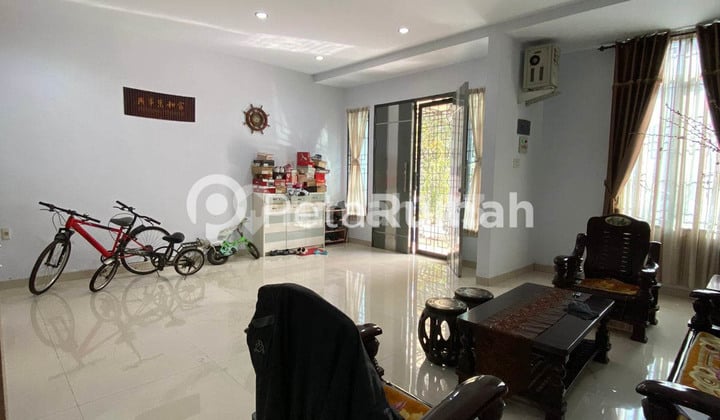 Dijual Villa Jalan Rumah Sakit Haji Komplek Villa Mutiara Residence