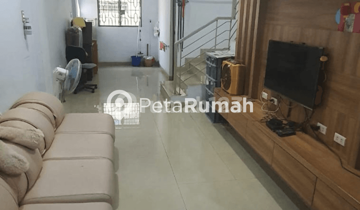 DIJUAL RUKO JALAN SIKAMBING - DAERAH ADAM MALIK