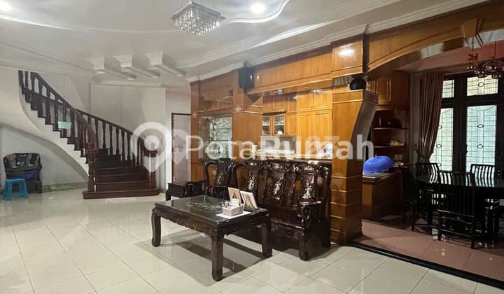 Dijual Villa Tembakau Deli Siap Huni Full Furnished - Daerah Kesawan