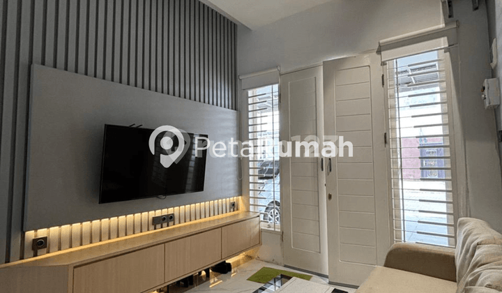 DIJUAL RUMAH FULL FURNISH DI KOMPLEK PADMA VILLAGE - DAERAH HELVETIA
