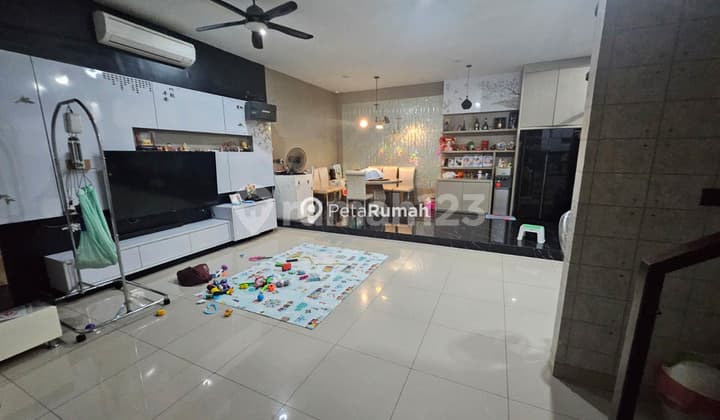 DIJUAL VILLA JALAN GAPERTA UJUNG KOMPLEK GIVENCY ONE - MEDAN HELVETIA