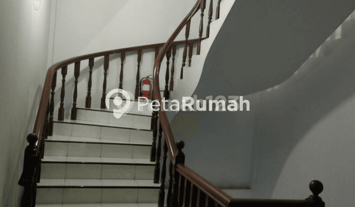Dijual Villa Full Furnish Komp Taman Hako Indah - Daerah Helvetia